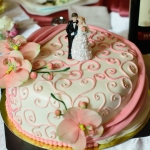 How to buy wedding cakes